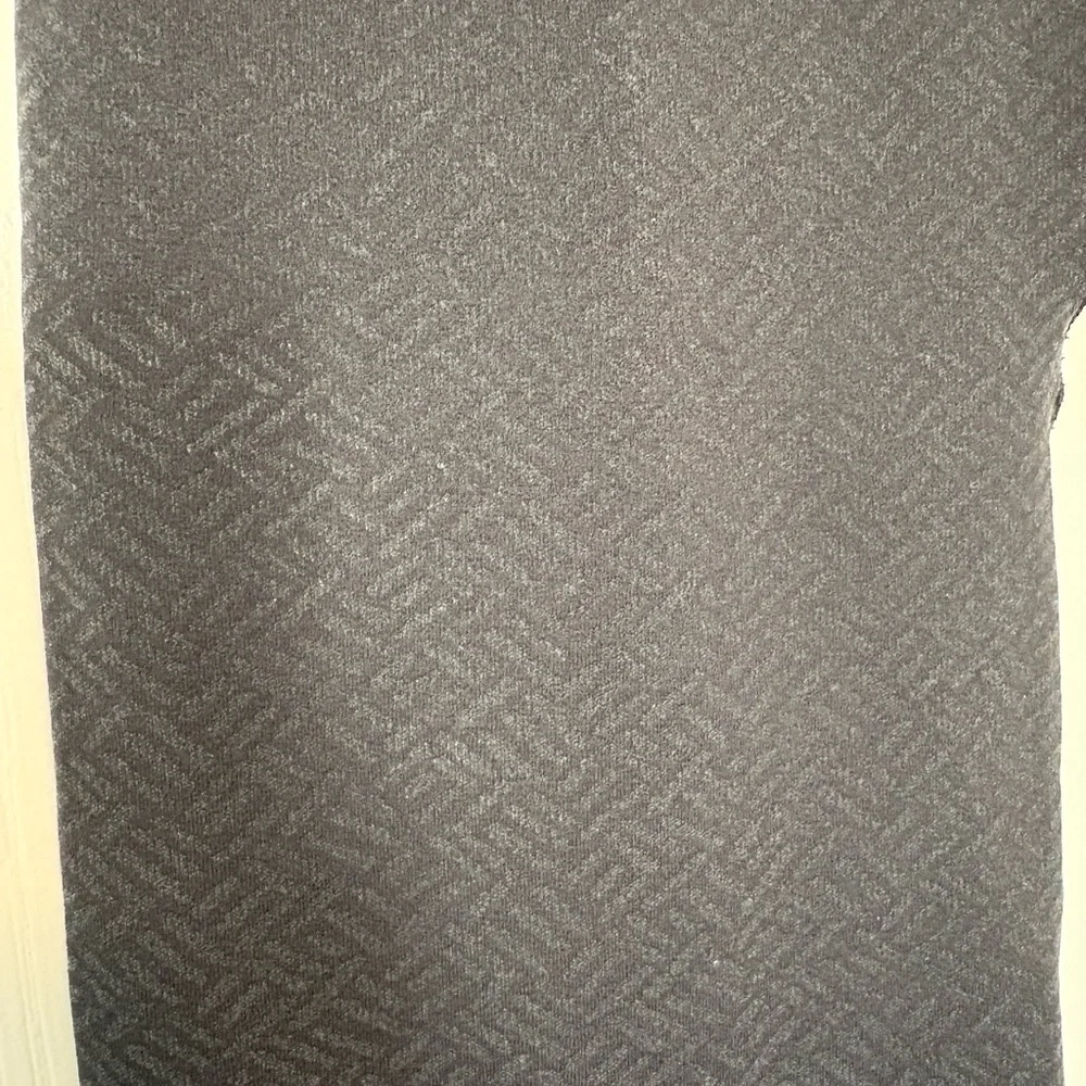 Women’s Title Nine Spark 2.0 Seamless Leggings Large Black Herringbone NWOT - Picture 2 of 5
